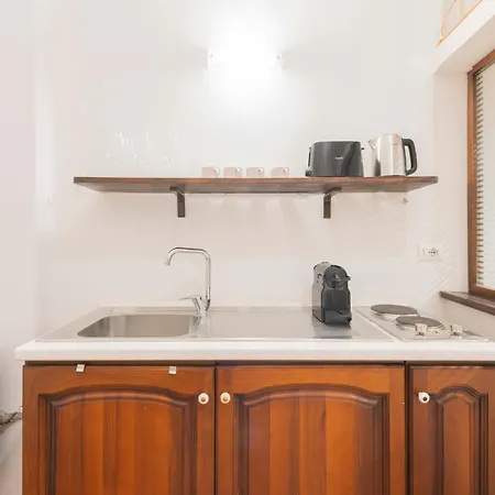 Nosdom - Navona Design