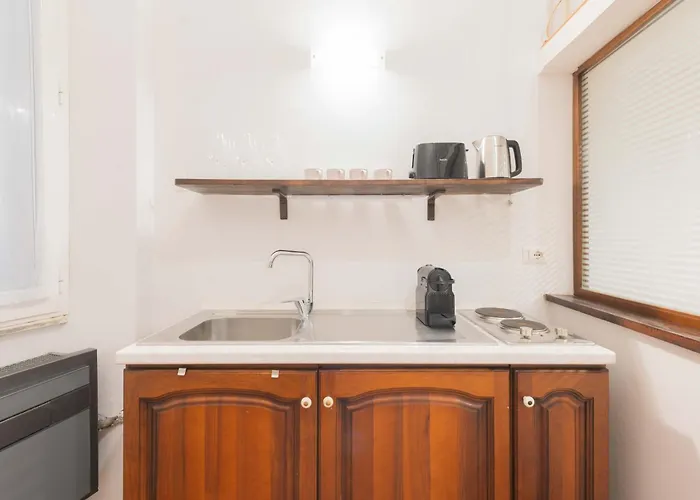 Nosdom - Navona Design